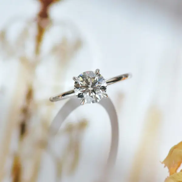 Round Solitaire Classic Engagement Ring