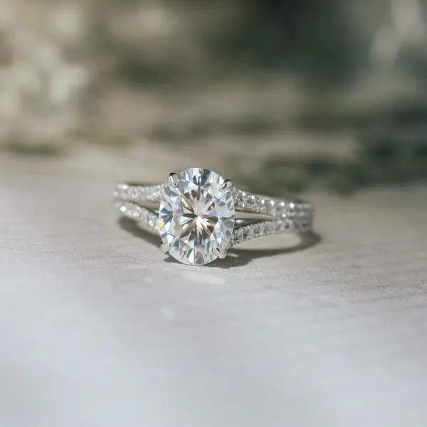 Oval Engagement Ring With Pavé Split Shank