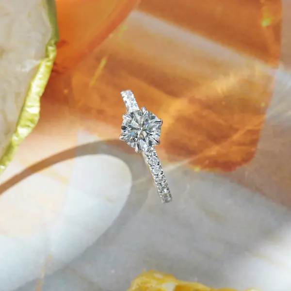 Fine Tip Round Engagement Ring