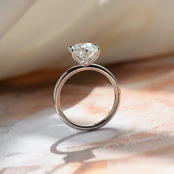 Round Solitaire Engagement Ring With 6-Prong