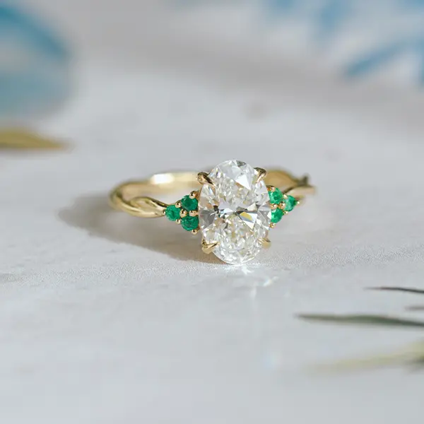 Oval 3-Stone Engagement Ring With Twist Band