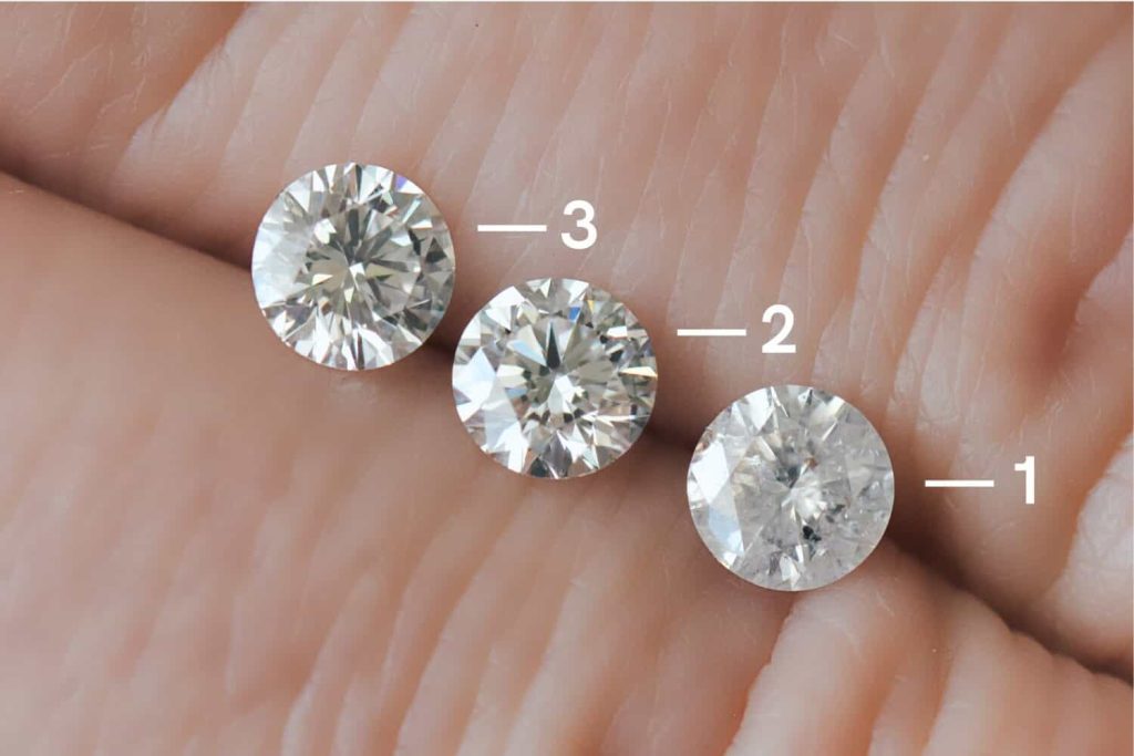 3 round diamonds clarity comparison
