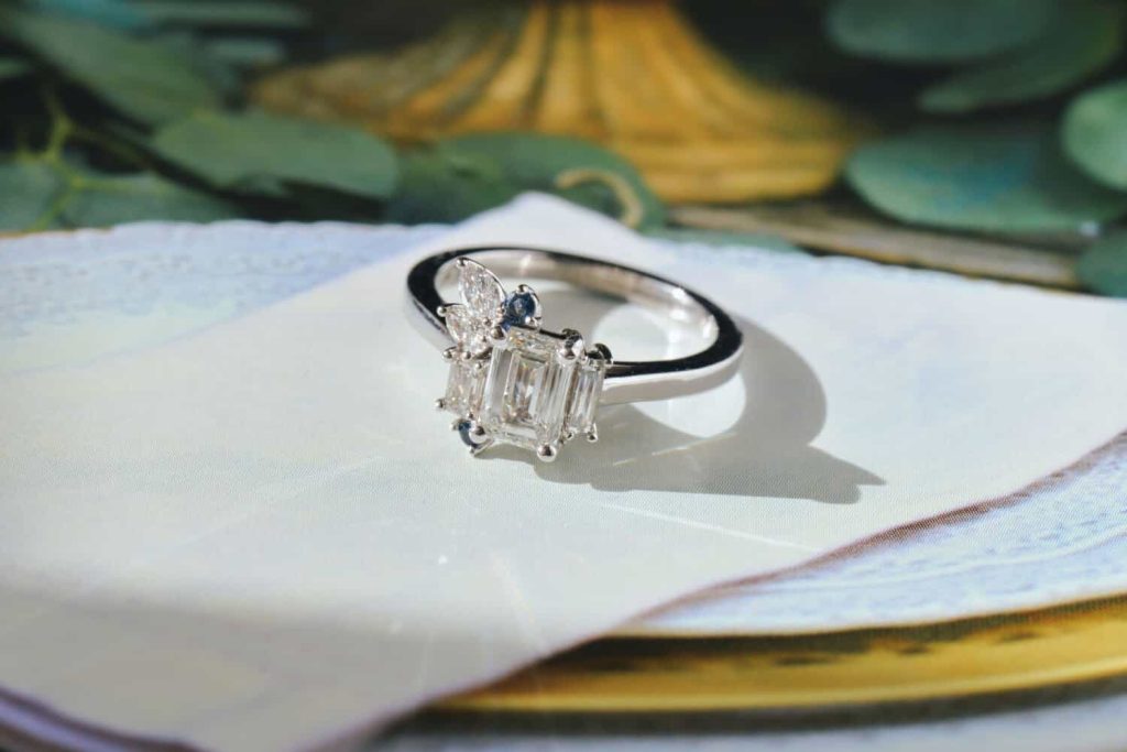 emerald diamond ring