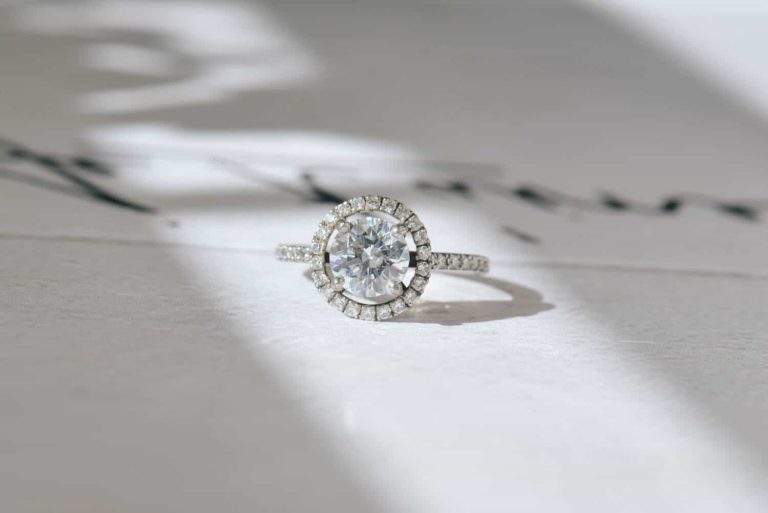 Spaced halo