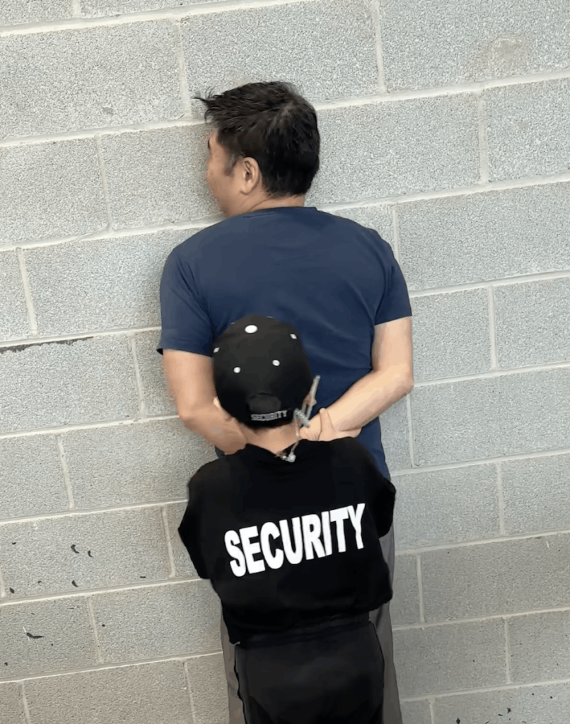 How to get your engagement ring past airport secuirity
