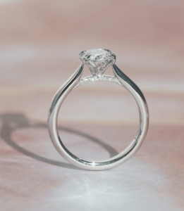 platinum vs white gold engagement ring