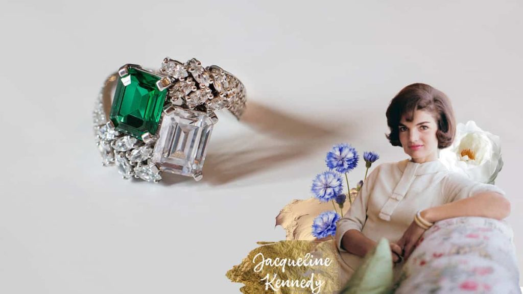 emerald cut engagememt ring