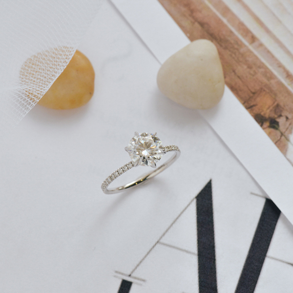Round Engagement Ring With Pavé Band and 6-Prong Setting-side
