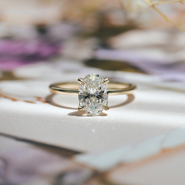 Solitaire Oval Engagement Ring With Whale Tail-top