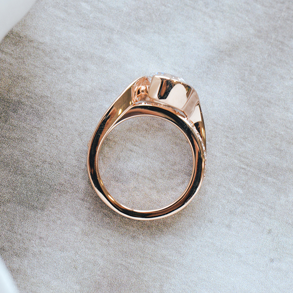 Round Engagement Ring With Half Bezel -profile