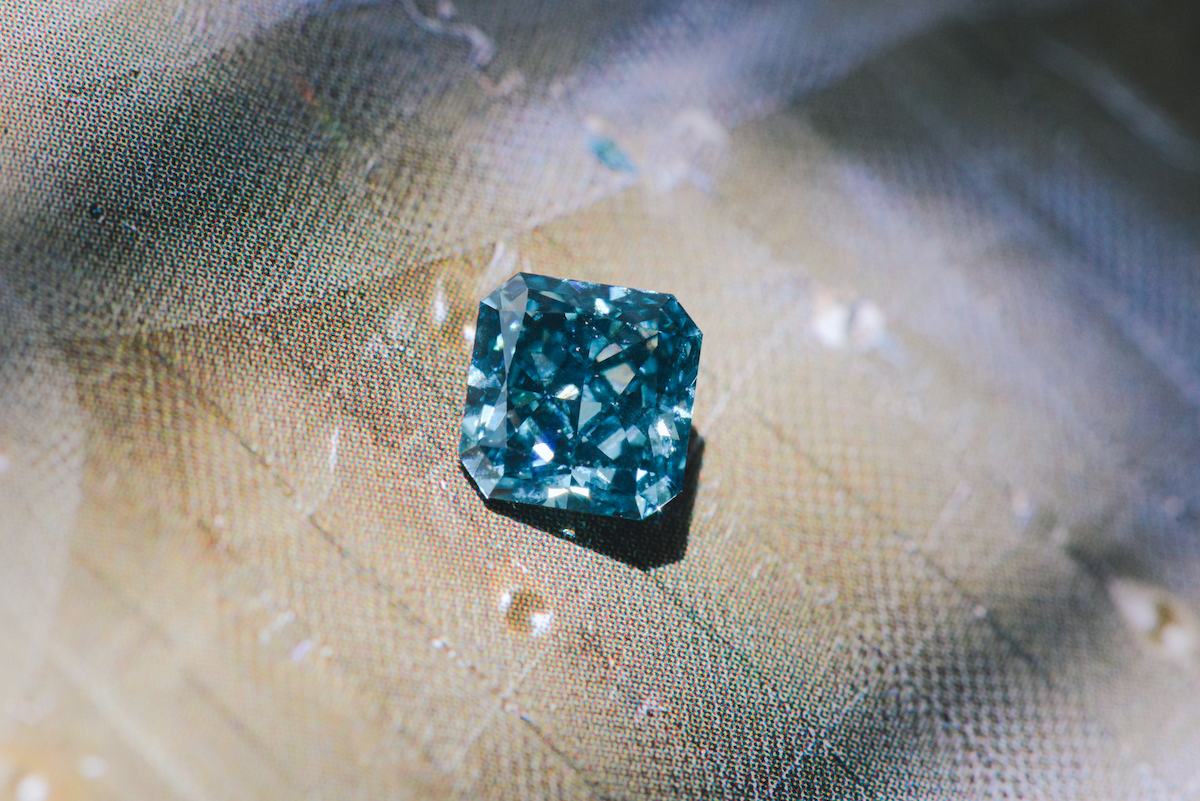 blue diamond for engagement ring with blue stones blog